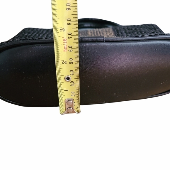 Sharif Black and Tan Mini Bag - Picture 11 of 11